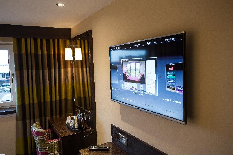 Mondo Hotel Котбридж Экстерьер фото